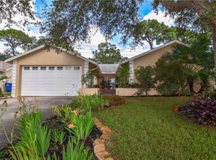 8569 101st Ave, Seminole, FL 33777