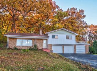 3187 Siggelkow Rd, Mc Farland, WI 53558