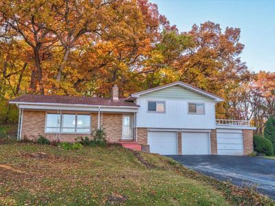 3187 Siggelkow Road, Mc Farland, WI, 53558