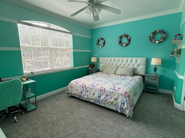 8228 Tivoli Dr — Photo 24