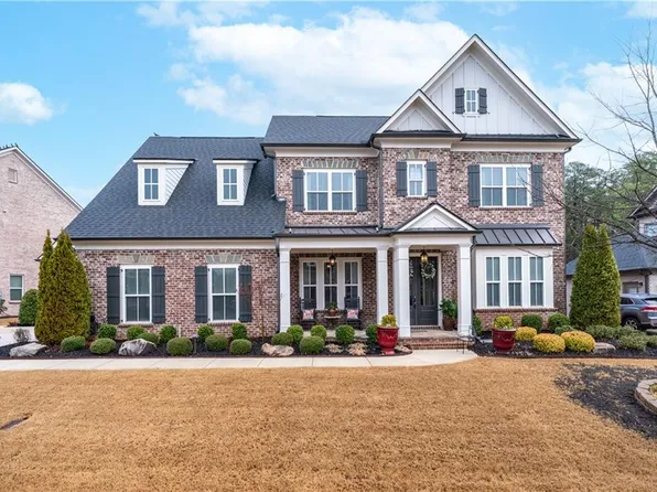 5161 Dinant Dr, Alpharetta, GA 30022