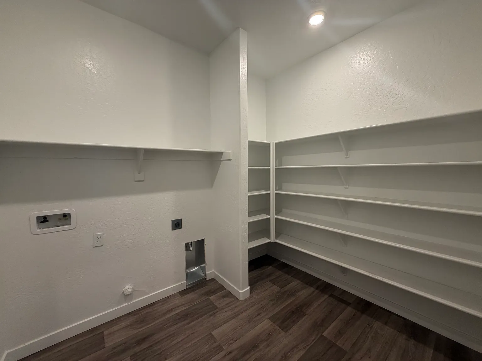 3 bed, 1564 sqft, $2,600 — Photo 3