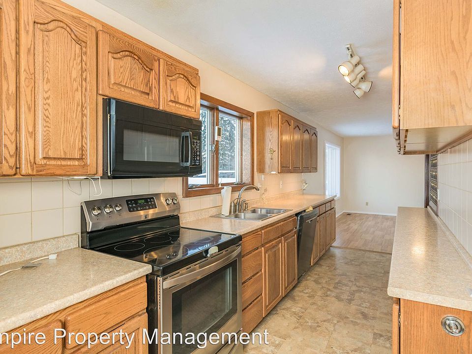 1st image of 1348 Benshoof Dr