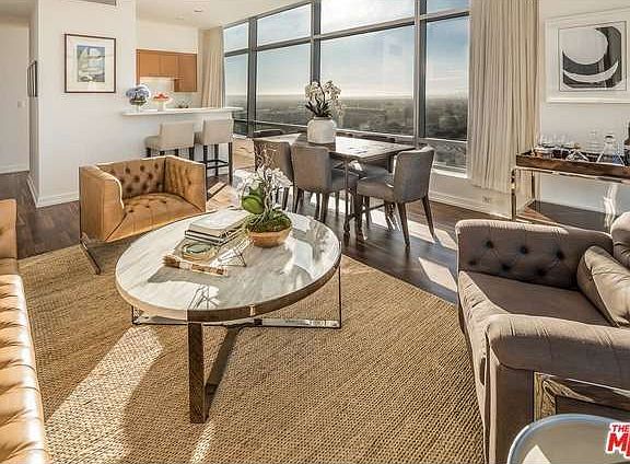 4th image of 900 W Olympic Blvd Floor 28