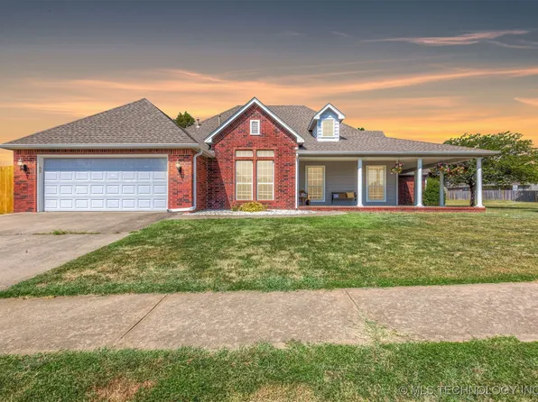 1304 W 117th St S, Jenks, OK 74037