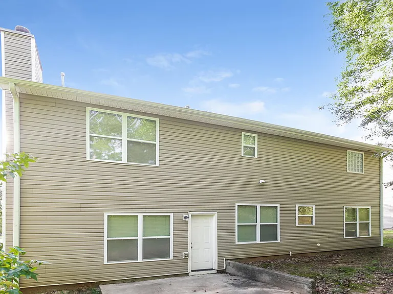 429 Grier Dr — Photo 17
