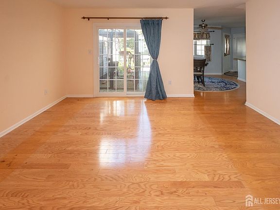 5th image of 39 Winthrop Rd #B
