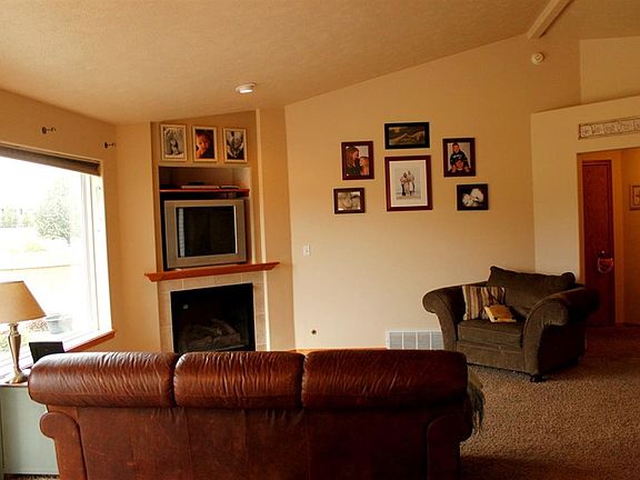 5th image of 3424 S Vercler Dr