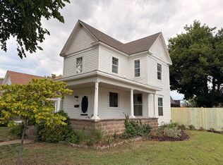 304 W Oak Ave, Enid, OK 73701