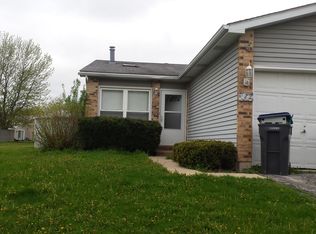 922 Lorelei Dr, Zion, IL 60099