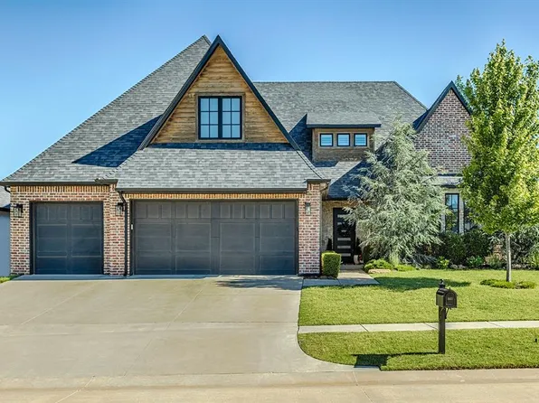1401 Regency Bridge Cir, Edmond, OK 73034