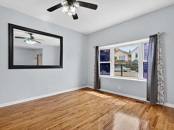 5th image of 9018 S Brandon Ave