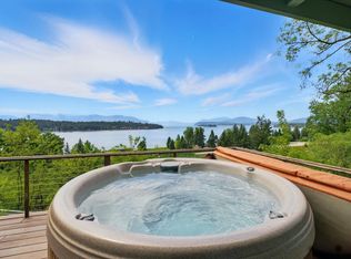 521 Aspen Ln, Hope, ID 83836