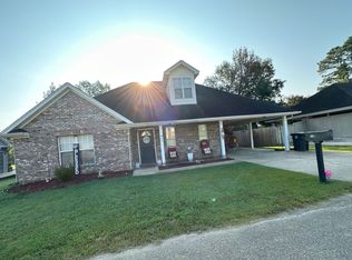 108 Gardenview Dr, Saltillo, MS 38866