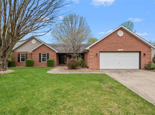 1329 Pepperidge Dr, O Fallon, IL 62269
