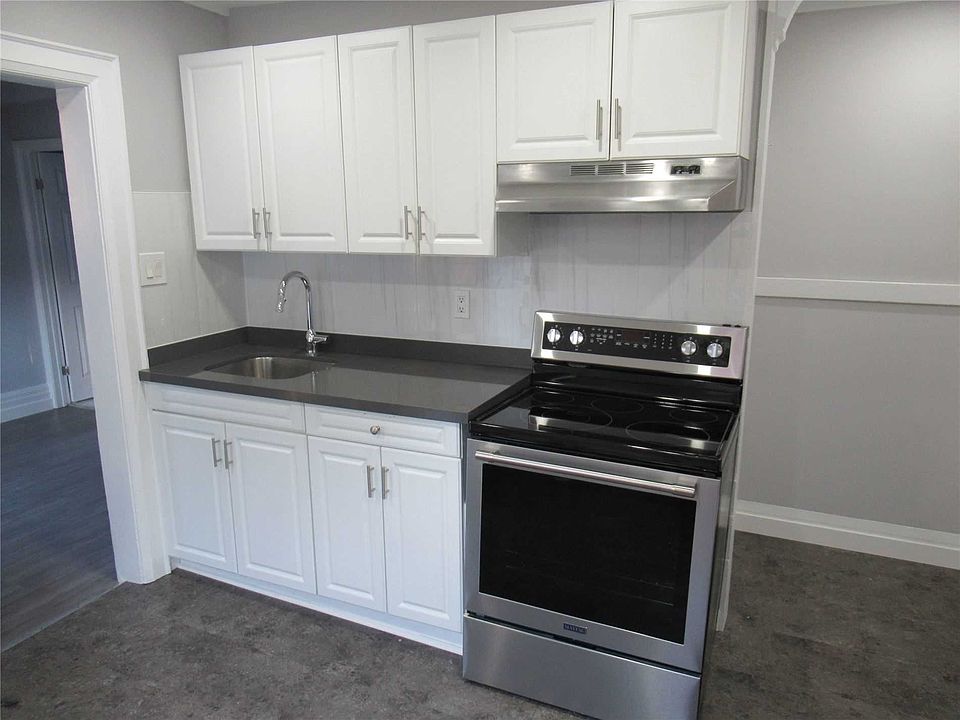 2nd image of 284 Albert St