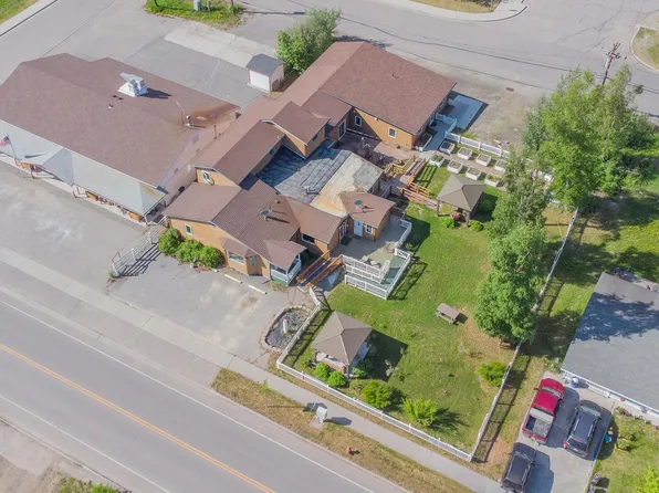 109 E 5th Ave, North Pole, AK 99705