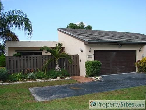2nd image of 19426 W Lake Dr