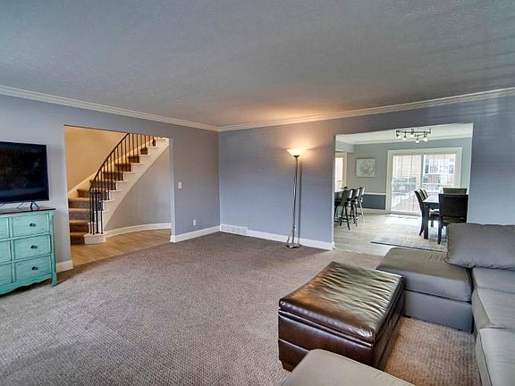 5th image of 2000 King James Pkwy APT 149