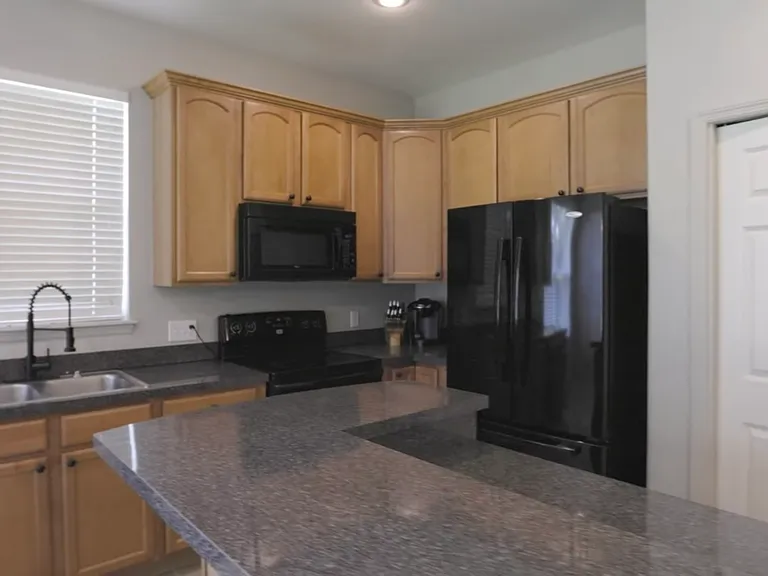 2112 Bunker View Ct — Photo 4