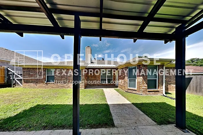 1824 Cancun Dr — Photo 19