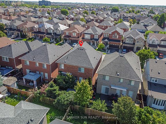 3rd image of 1059 Eager Rd