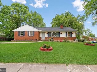 10909 Fleetwood Dr, Beltsville, MD 20705
