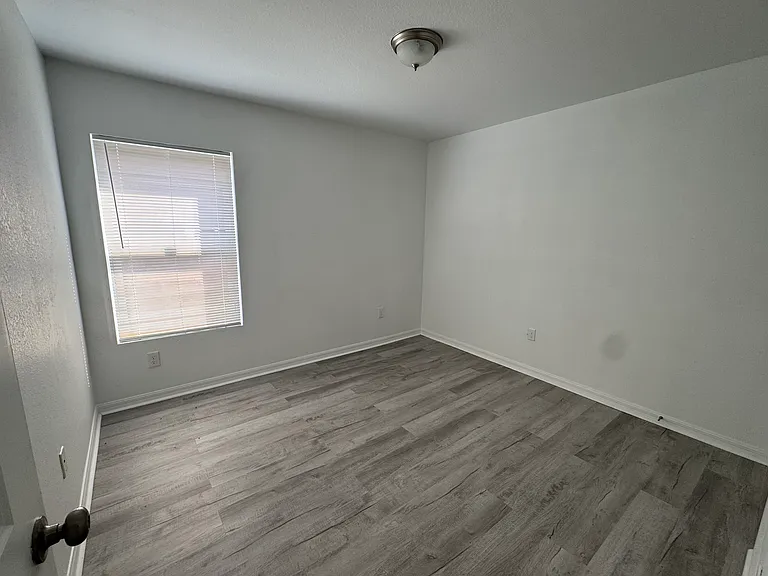 2173 Halblum St — Photo 12