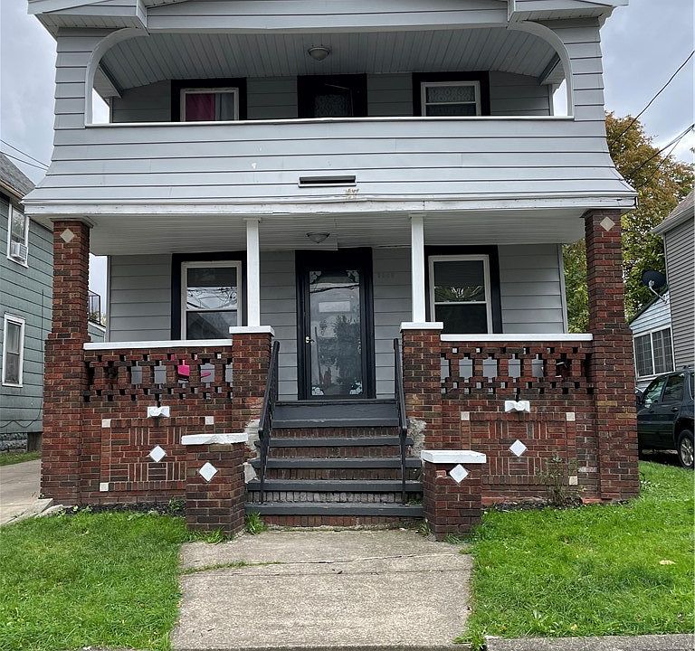 1st image of 3569 Trent Ave