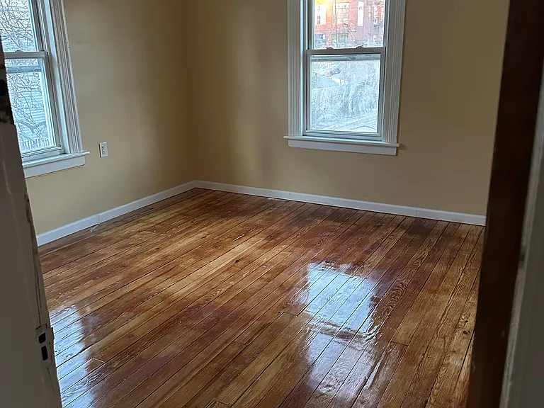 468-470 Hollister Ave #2 — Photo 3