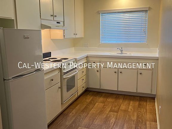 2nd image of 3030 Magliocco Dr APT 2