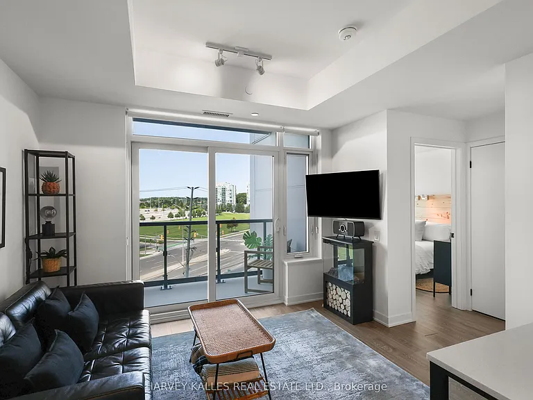 2495 Eglinton Ave W #609 — Photo 7