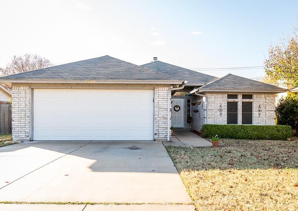 1st image of 6409 Fern Meadow Dr