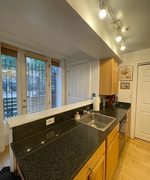 1340 Q St NW #T2 — Photo 13