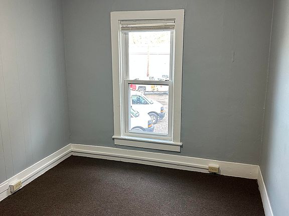 5th image of 328 Sassafras St #328