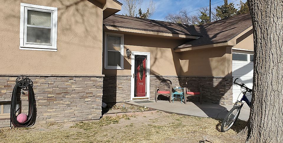 2nd image of 140 Coronado St