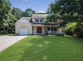 1140 S Service Rd, Brookhaven, NY 11719