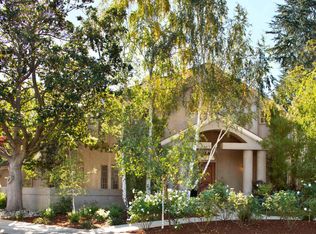 725 Center Dr, Palo Alto, CA 94301