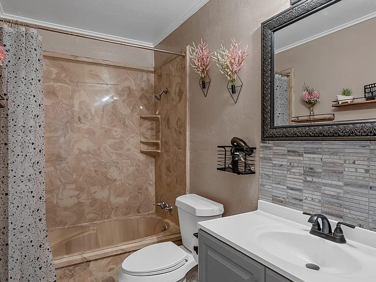 6014 Fairfield Ave — Photo 25