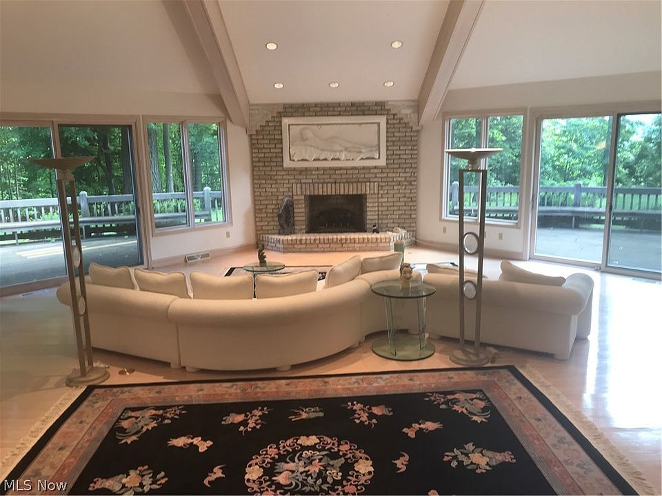 8815 Pheasant Run Ln, Kirtland Hills, OH 44060 Zillow