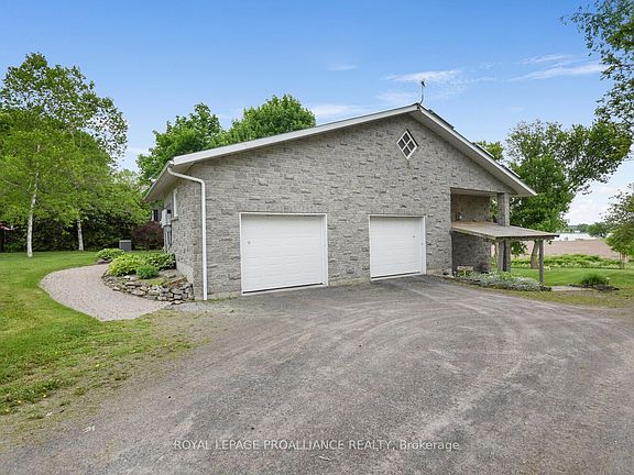 3rd image of 2111 County Road 2 Rd E