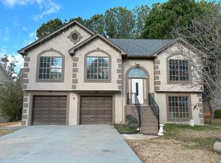 2375 Eagle Pointe Ct, Lawrenceville, GA 30044