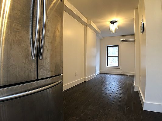 5th image of 808 Quincy St #4