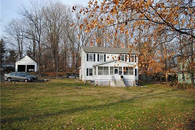 2nd image of 25 Powder Mill Rd
