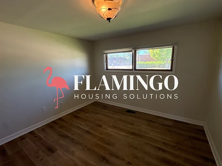305 E Whittier Ave — Photo 6