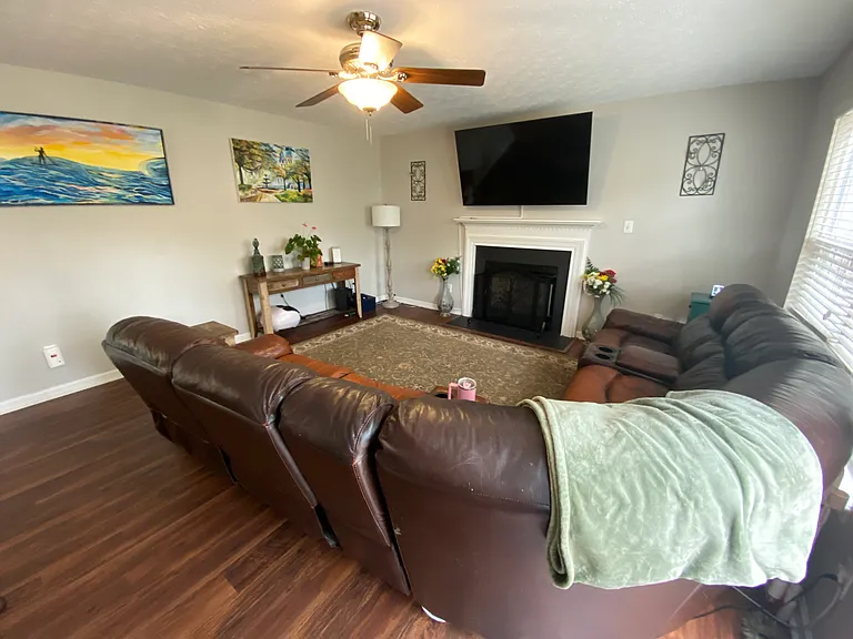 3904 Saint Marys Cir — Photo 35