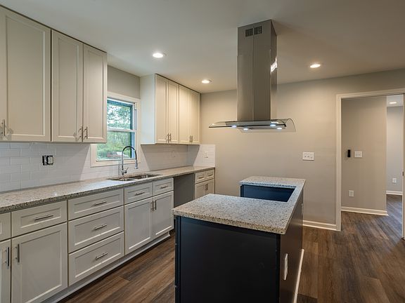 5th image of 180 Hartwell Road
