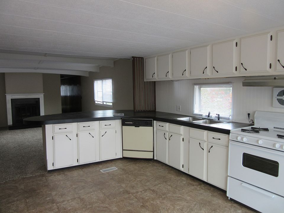 2nd image of 3000 N Apperson Way #226