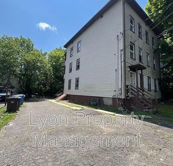 11 E Lawlor St #1 — Photo 1