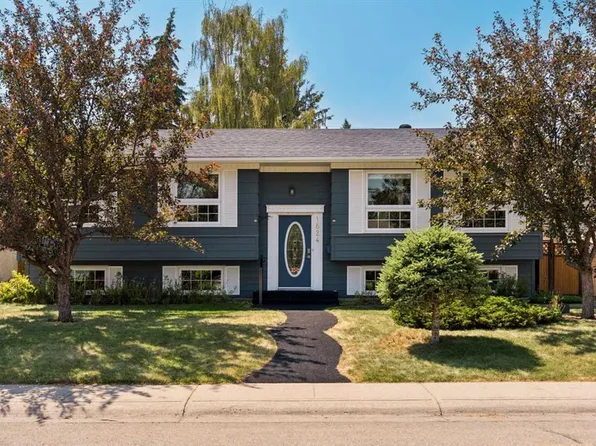 1824 N Lake Bonavista Dr SE, Calgary, AB T2J 3A9